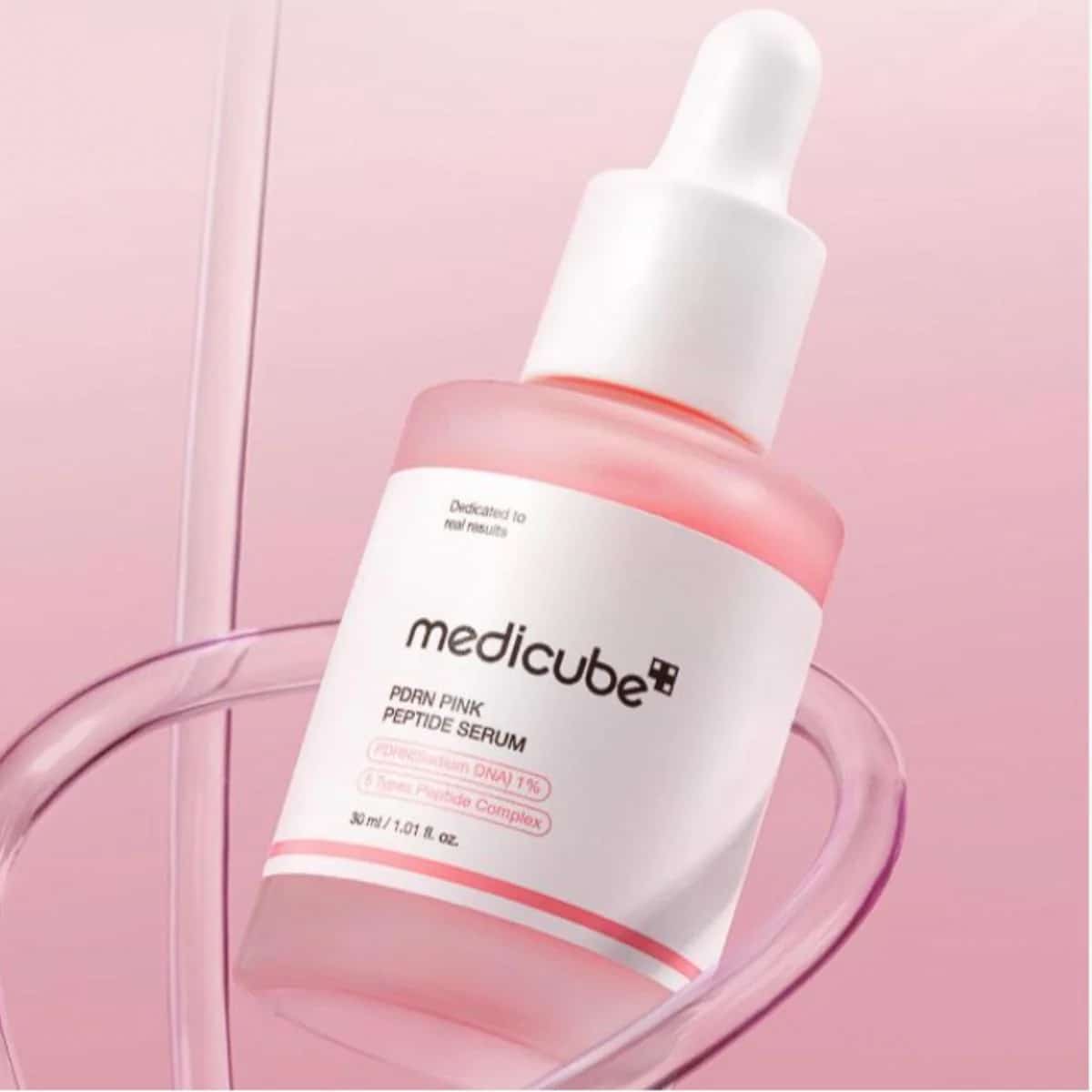 Medicube PDRN PINK PEPTIDE SERUM السيروم الوردي لتفتيح البشرة ومكافحة التجاعيد - صورة 2